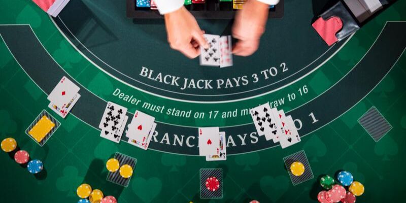 Tìm hiểu tựa game Blackjack nổi tiếng